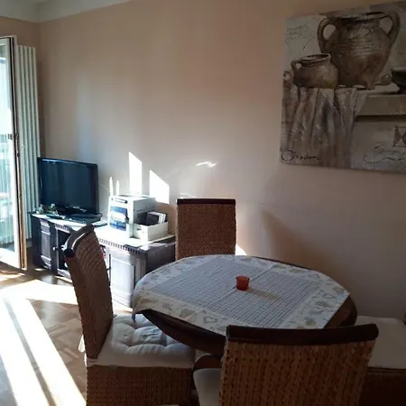 Apartment Mit Blick Ueber *
